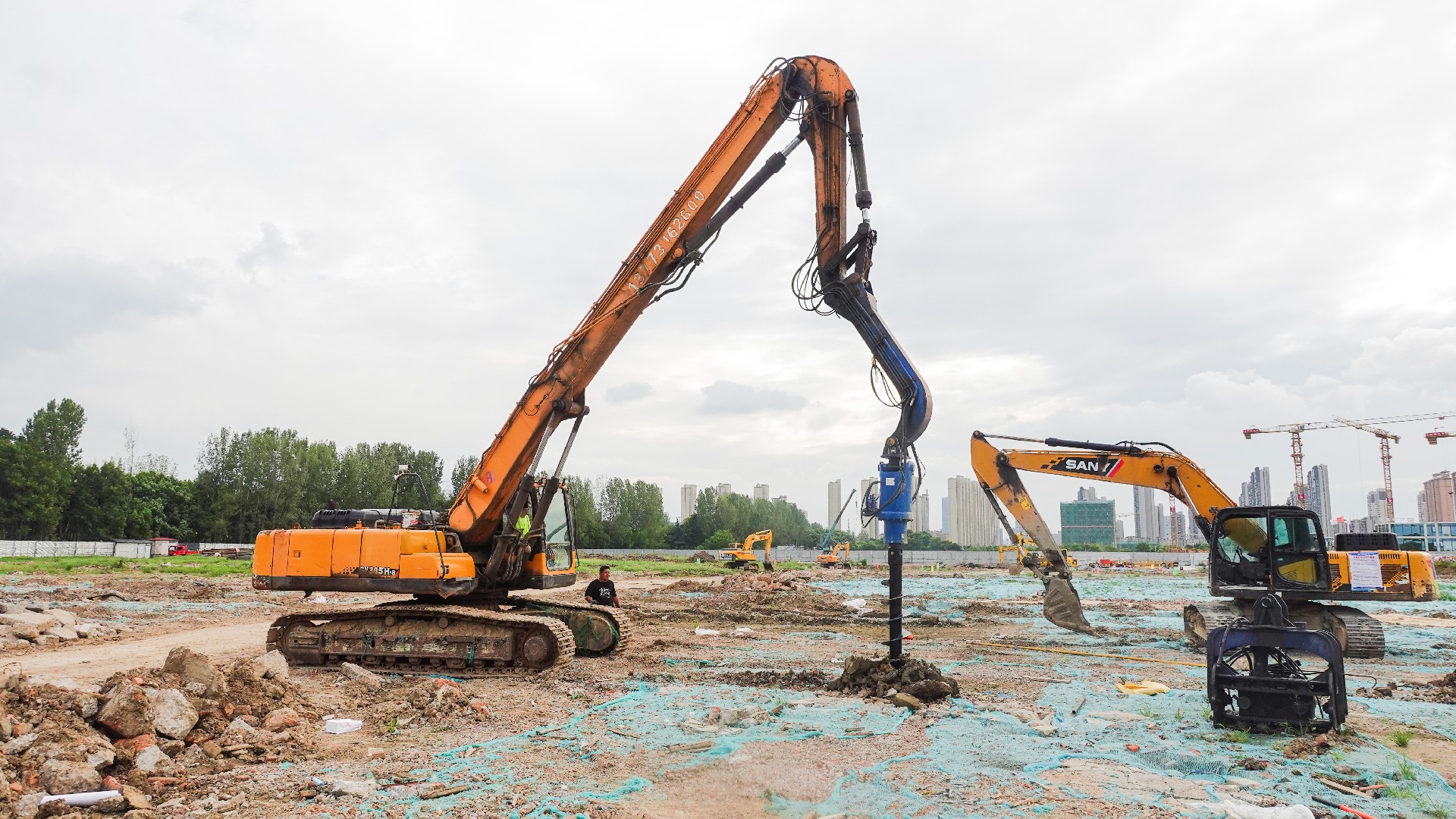 高效便捷——北奕雙缸液壓剪、鉆機連獲好評！